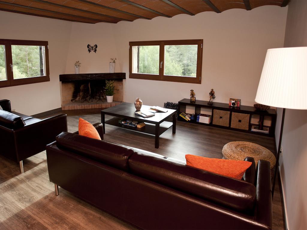 Mas Pinoses Guest House Les Llosses Ngoại thất bức ảnh